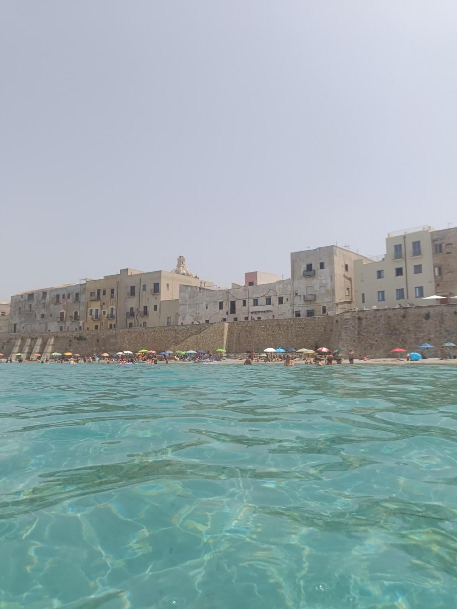 Sogno Di Una Notte D'Estate Trapani Bilik gambar